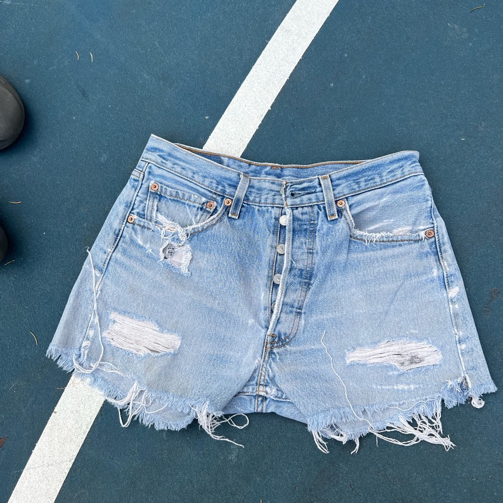 501 Levi Distressed Denim Shorts